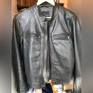 Banana Republic men’s lamb skin leather moto jacket size small